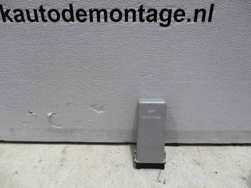 Relais Citroën Xantia Break (X1/2) 1997 9611914080, Gebruikt, Citroën, Kontakt-citroen@citroen.com, Citroën Deutschland GmbH