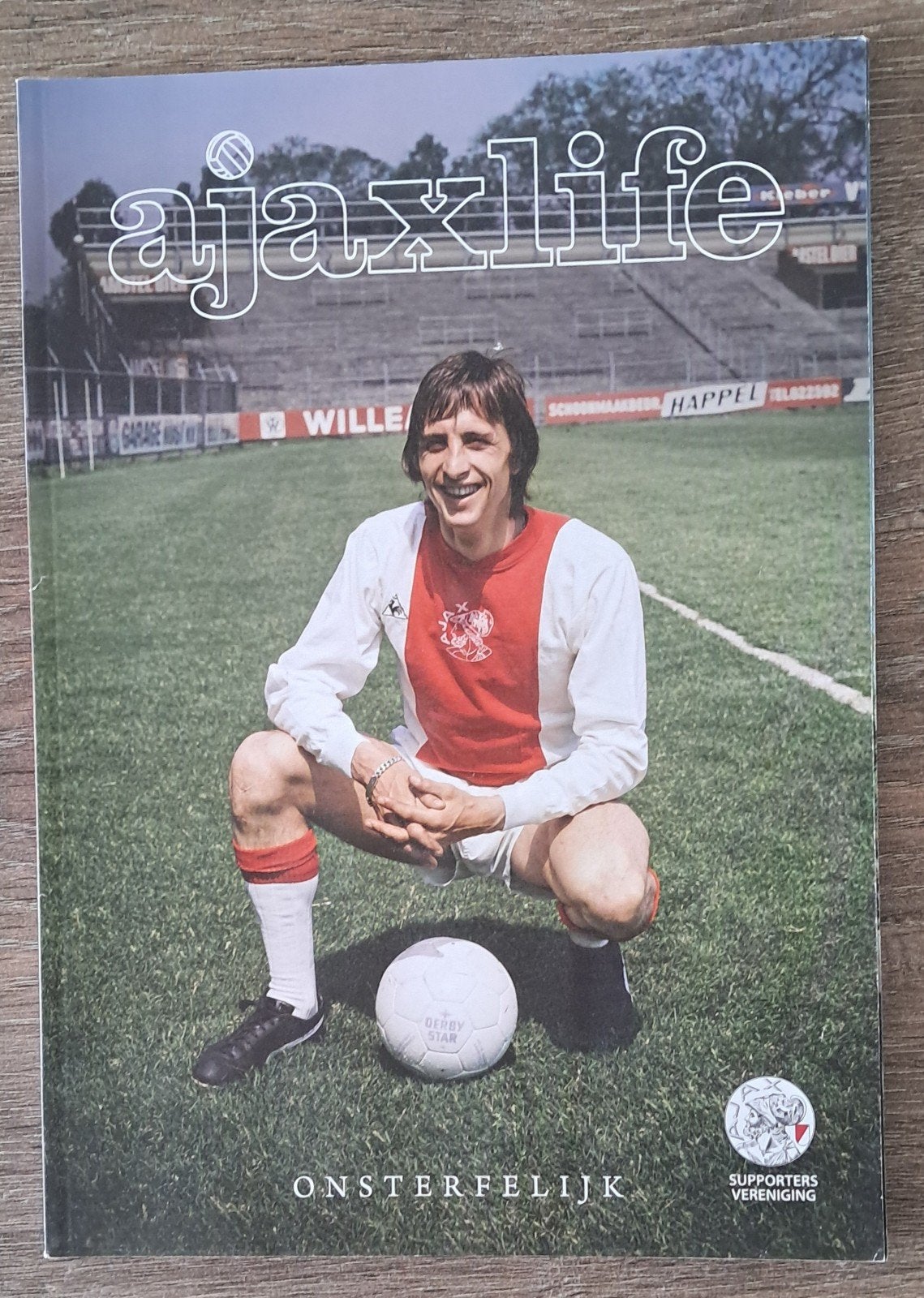 AjaxLife Onsterfelijk - Johan Cruijff Special, Verzamelen, Sportartikelen en Voetbal, Ophalen of Verzenden, Zo goed als nieuw