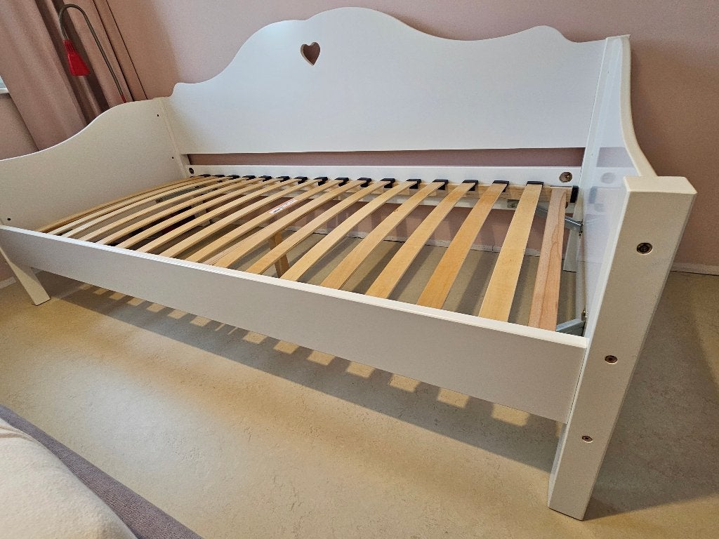 Vipack Amori kajuitbed 90 x 200 Hartje met Lattenbodem, Kinderen en Baby's, 85 tot 100 cm, Ophalen of Verzenden, Zo goed als nieuw