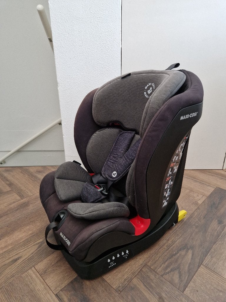 Maxi-Cosi Titan Nomad Black, Kinderen en Baby's, Autostoeltjes, Ophalen, Verstelbare rugleuning, Gebruikt, 9 t/m 36 kg