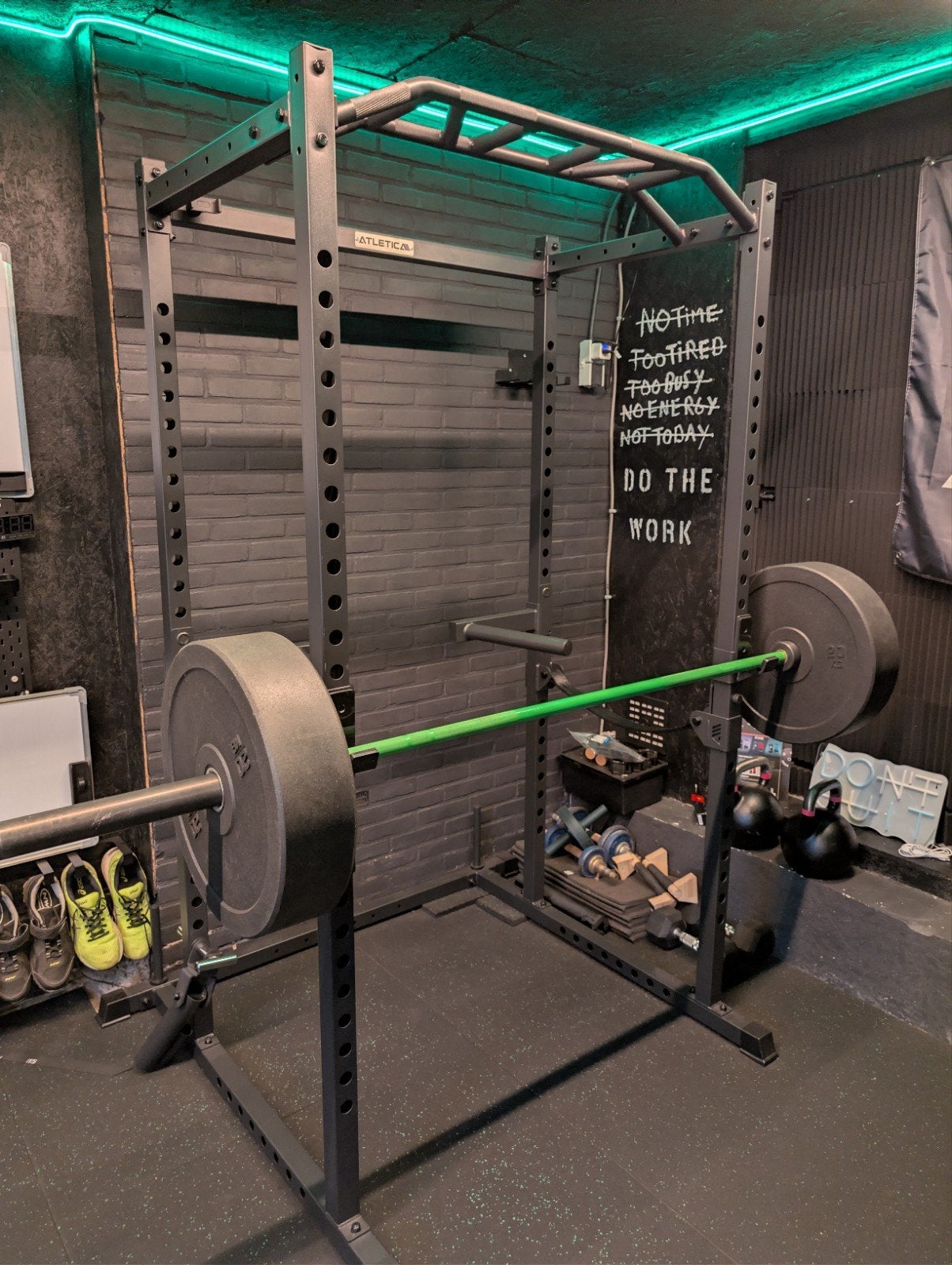 Zo goed als nieuw – ATLETICA R5 Power Rack + halter stang, Benen, Krachtstation, Ophalen of Verzenden, Zo goed als nieuw