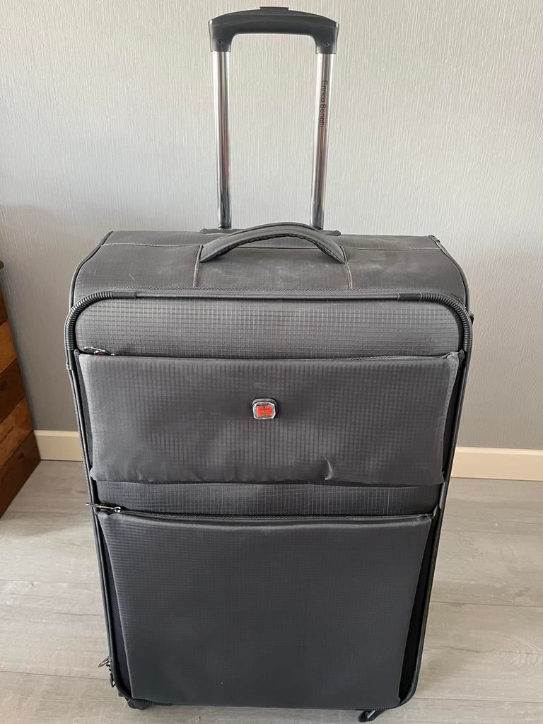 Grote Enrico Benetti reiskoffer, Sieraden, Tassen en Uiterlijk, Koffers, Ophalen of Verzenden, Zo goed als nieuw, Overige materialen