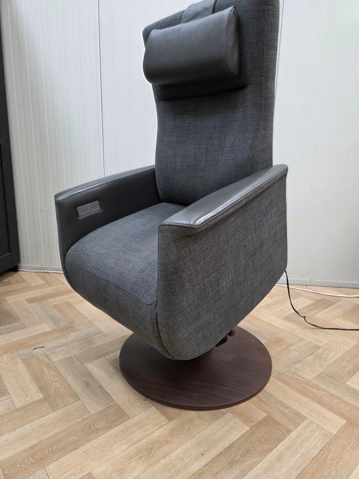 Prominent sta op stoel Stoelverwarming KLEIN luxe relax, Ophalen, Zo goed als nieuw, Stof, 50 tot 75 cm