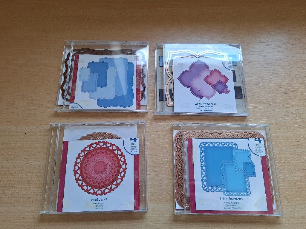 4 sets met snijmallen, Ophalen, Gebruikt, Overige thema's, Pons of Mal