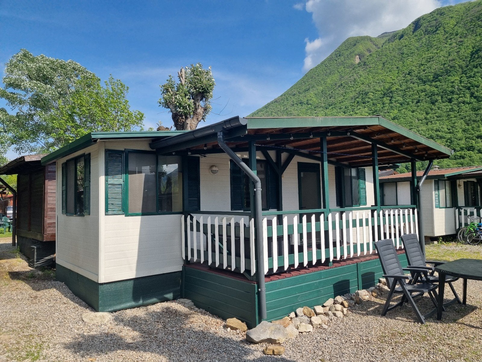 Vakantiechalet Italie camping,nast Lugano meero, Vakantie, Vakantiehuizen | Italië, Speeltuin, 2 slaapkamers, Lombardije en Merengebied