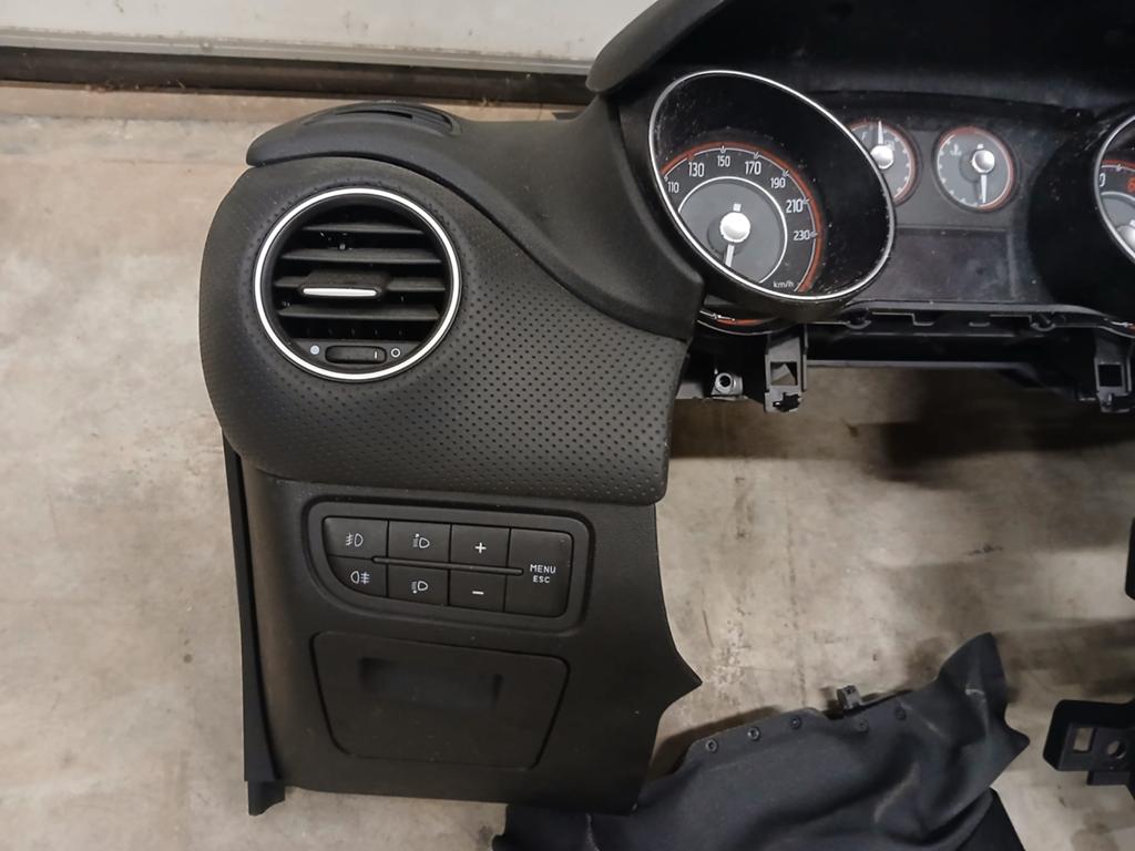 Dashboard Fiat Punto Evo - Compleet, Ophalen of Verzenden, Gebruikt, Fiat