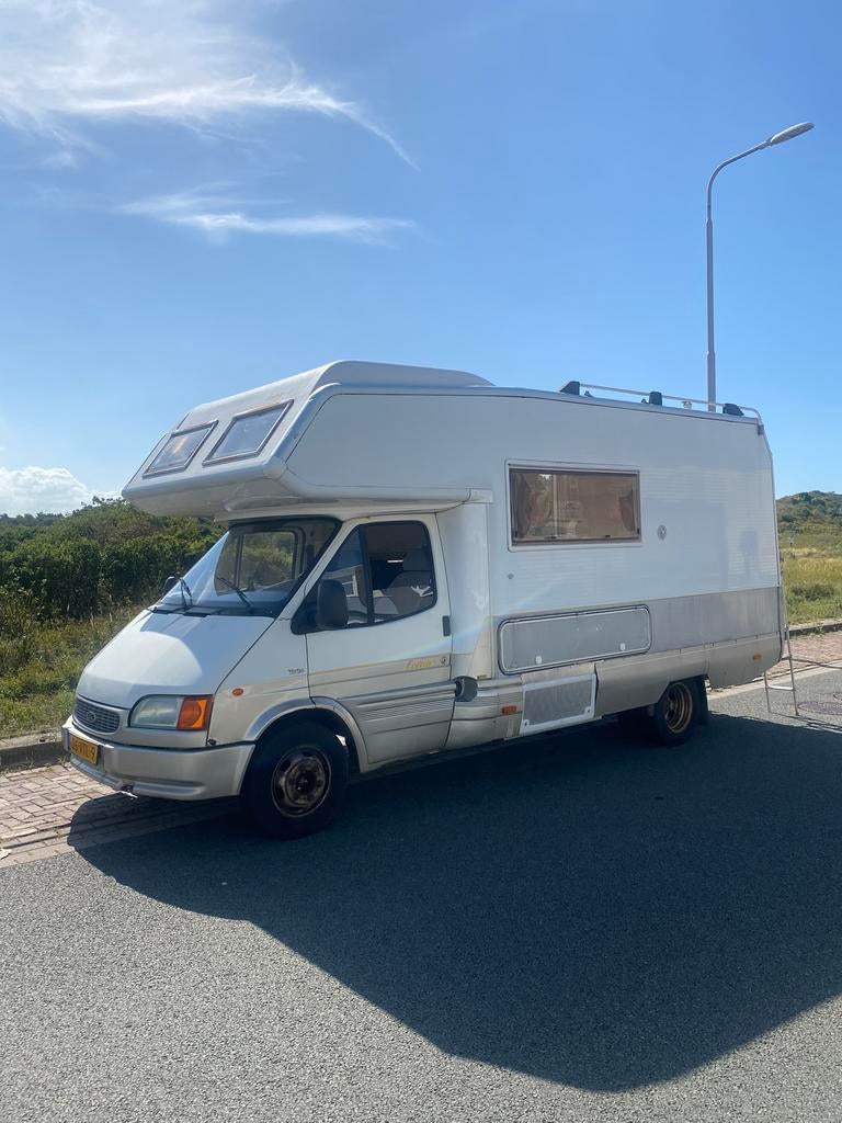 Camper Laika ecovip ford, Caravans en Kamperen, Campers, Chemisch toilet, Standaard zit, Alkoof, 7 tot 12 maanden geleden