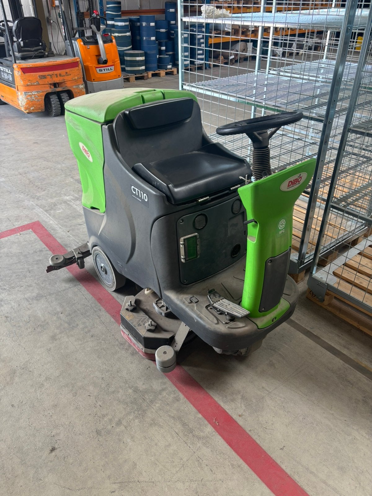 DiBO CT110 opzit Professionele vloerschrobmachine, Ophalen of Verzenden, Zo goed als nieuw