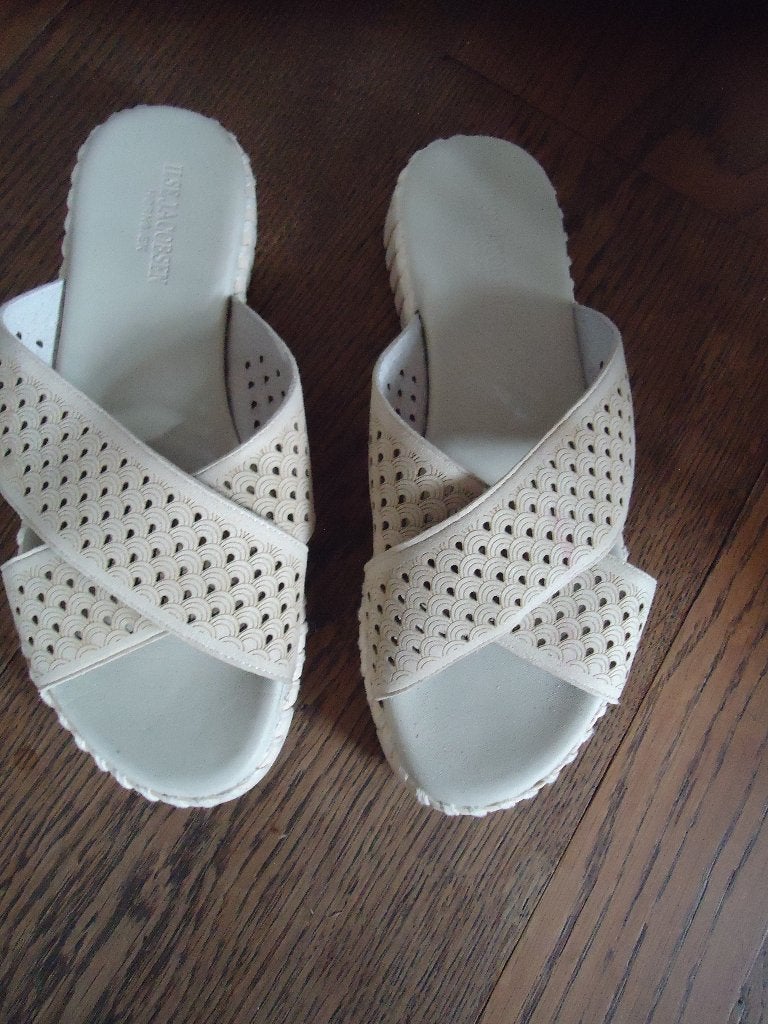 Beige Ilse Jacobsen slippers maat 39, Kleding | Dames, Slippers, Beige, Ophalen of Verzenden, Ilse Jacobsen