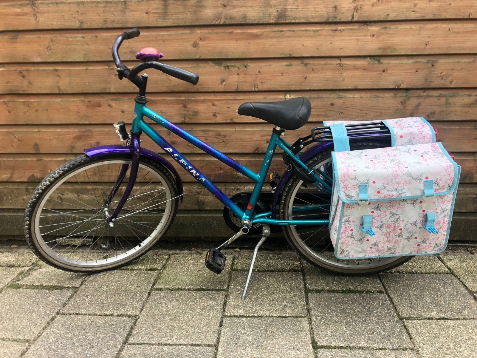 Alpina kinderfiets met fietstassen - 24 inch, Ophalen, Terugtraprem, Alpina, Gebruikt