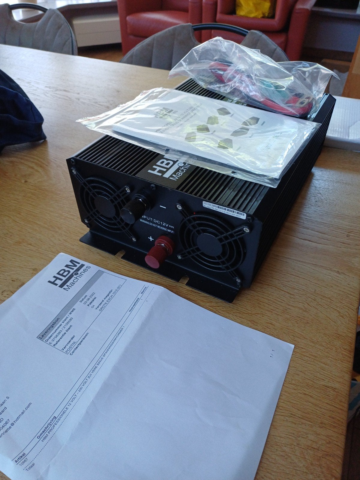 HBM 1500 Watt Zuivere Sinus Omvormer 12V-230V, Ophalen, Zo goed als nieuw