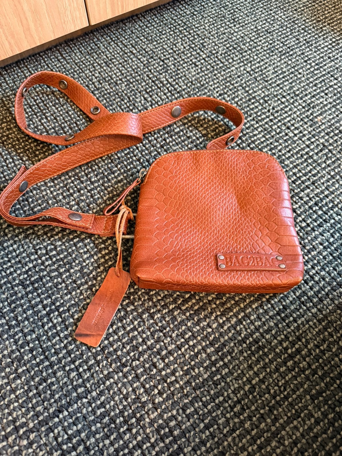 Bag2bag  lederen bruine schoudertas, Ophalen of Verzenden, Nieuw, Bruin, Schoudertasje