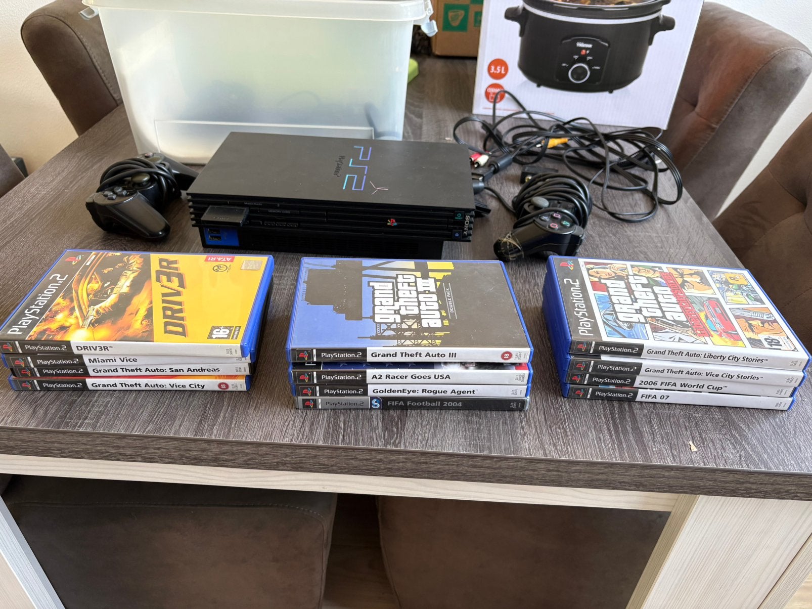Playstation 2 + games, Spelcomputers en Games, Spelcomputers | Sony PlayStation 2, Ophalen, Gebruikt, Met 2 controllers, Met games