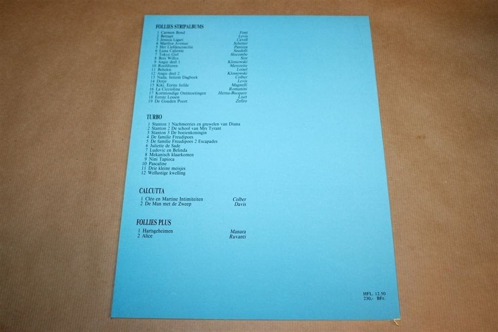 Eerste Lessen — Erotisch Stripalbum Follies 18, 5 Verhalen, Eén stripboek, Ophalen of Verzenden, Zo goed als nieuw