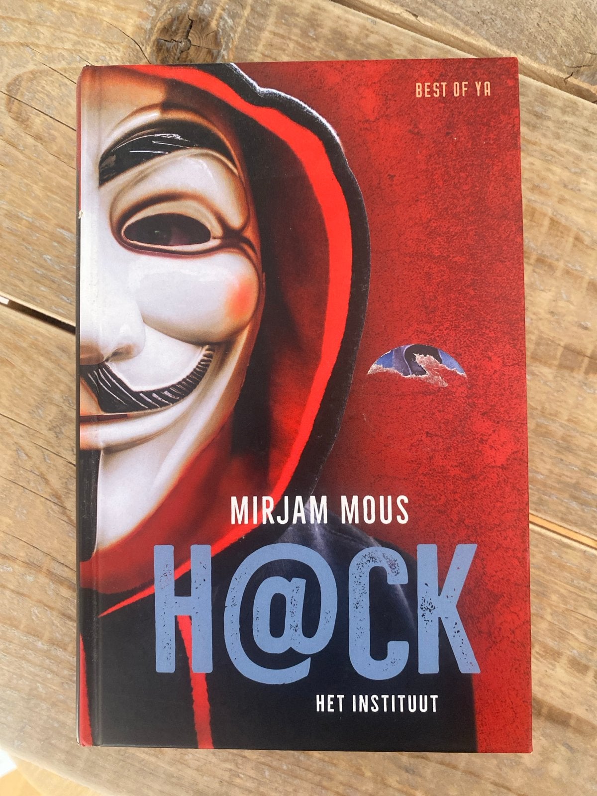 H@CK Het Instituut - Mirjam Mous (BEST OF YA), Ophalen of Verzenden, Zo goed als nieuw, Nederland