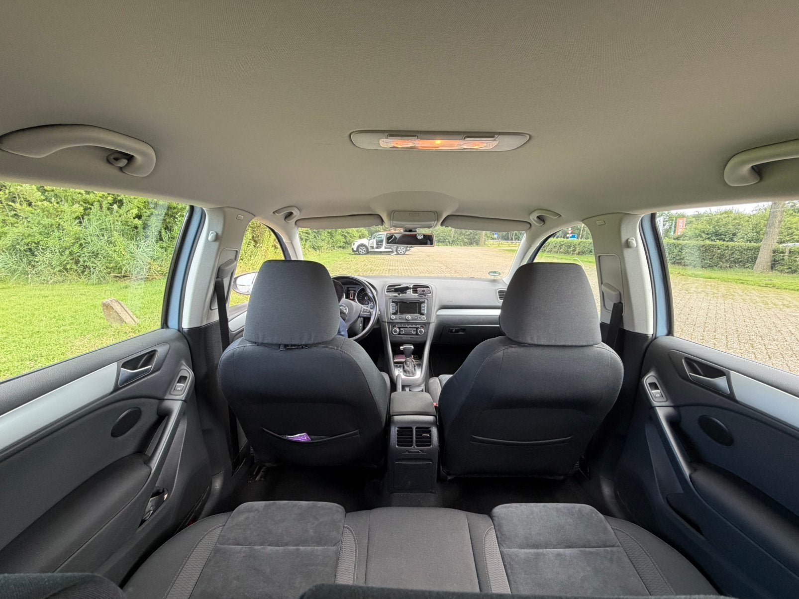 Foto 8 van Volkswagen Golf 1.4 TSI Highline 118KW DSG 2009 Blauw