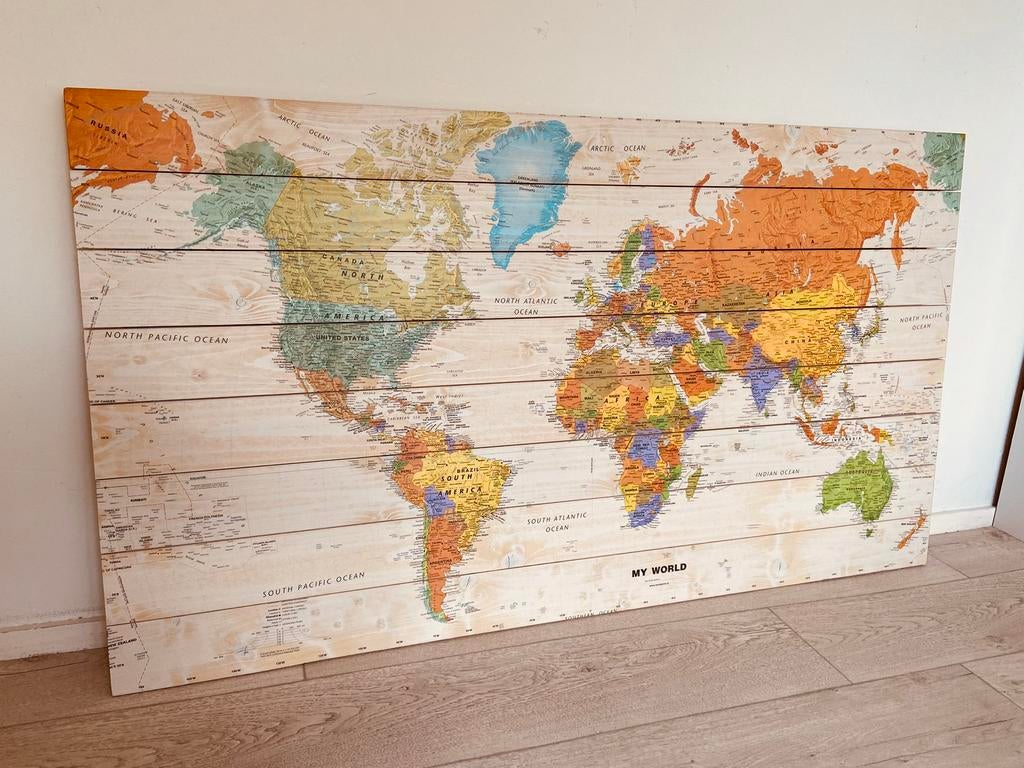 Kleurrijke wereldkaart Houten Panelen - Woodprint Whitewash, Antiek en Kunst, Ophalen