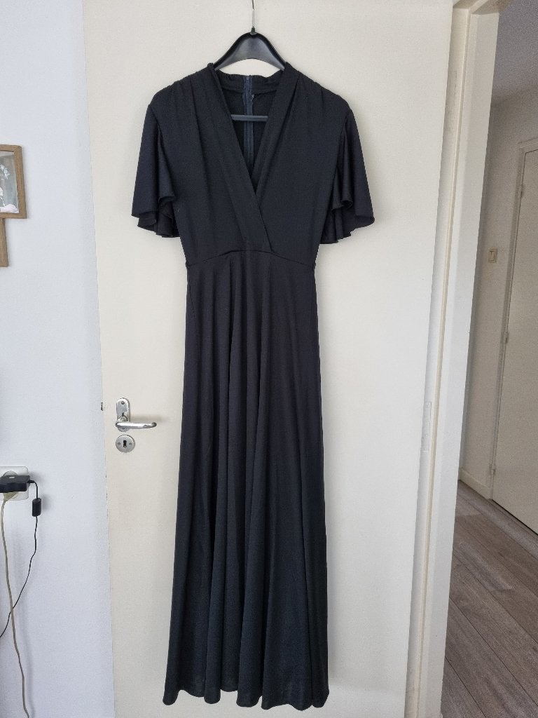 Zwarte vintage avondjurk maat: 38/40., Kleding | Dames, Maat 38/40 (M), Galajurk, Zwart, Ophalen of Verzenden
