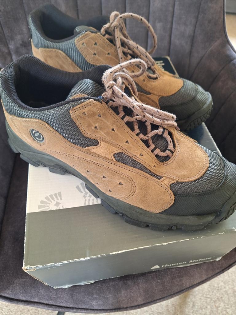 Mooie wandelschoenen. NIEUW!, Ophalen, Bruin, Nieuw, Wandelschoenen of Bergschoenen