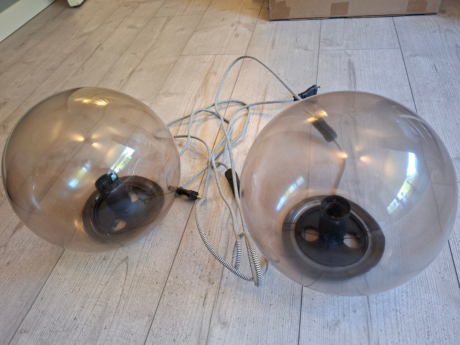 IKEA FADO lampen - 2 stuks - dressoirlampen of vensterbank, Ophalen, Modern, Scandinavisch, E27 (groot), Zo goed als nieuw