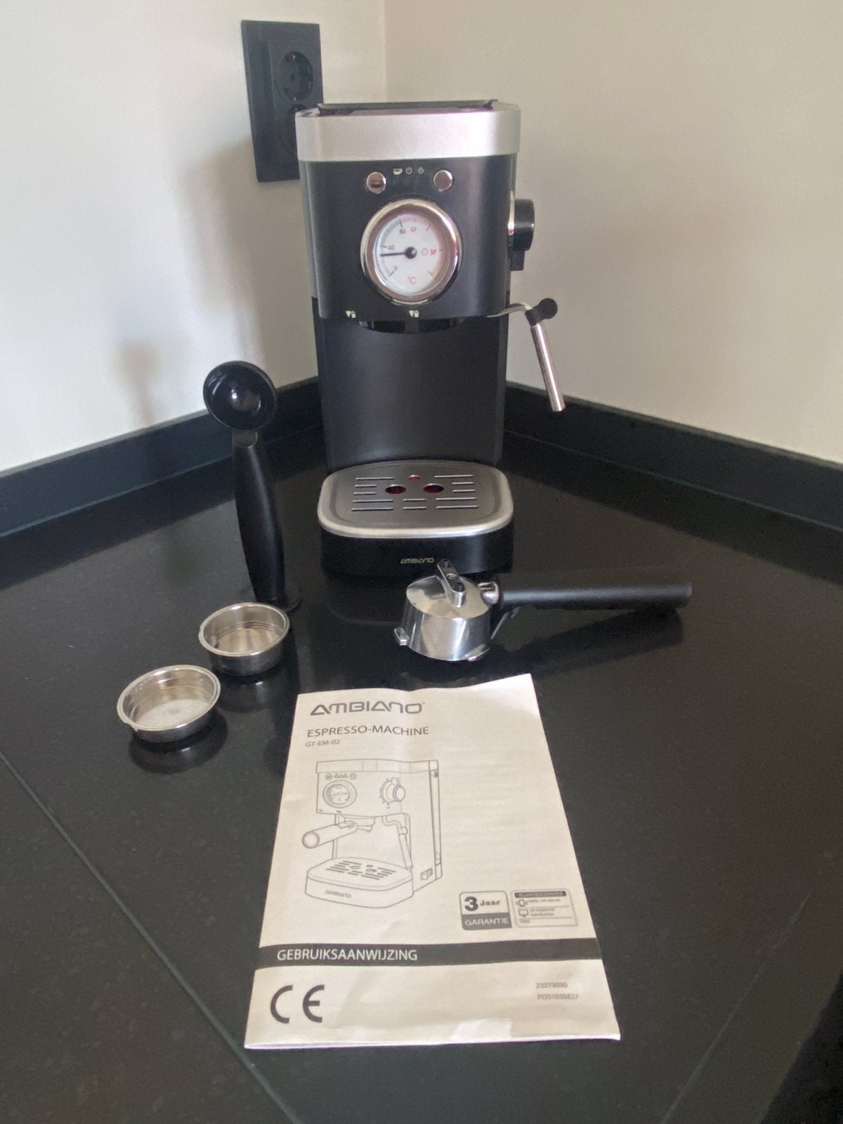 Koffiemachine halfautomaat met melkopschuimer, Witgoed en Apparatuur, Koffiezetapparaten, Ophalen, Koffiemachine, Koffiebonen