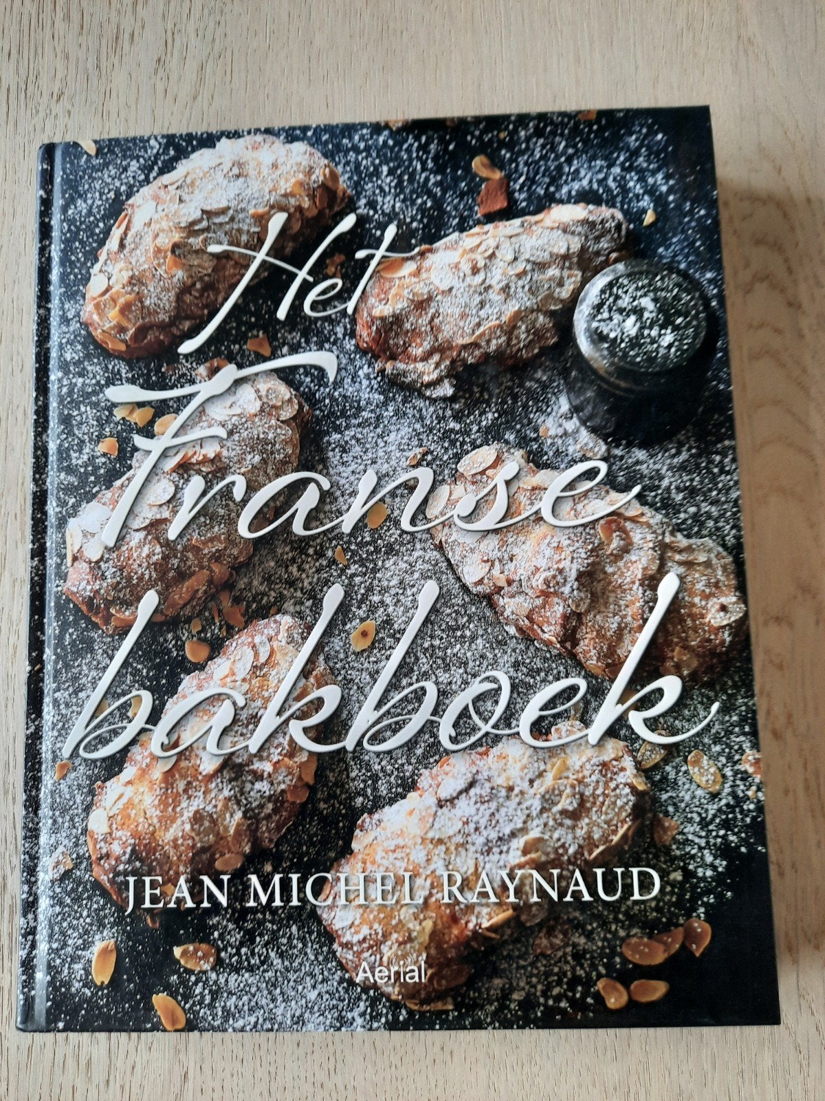 Het Franse bakboek - Jean Michel Raynaud, Boeken, Ophalen of Verzenden, Zo goed als nieuw, Frankrijk