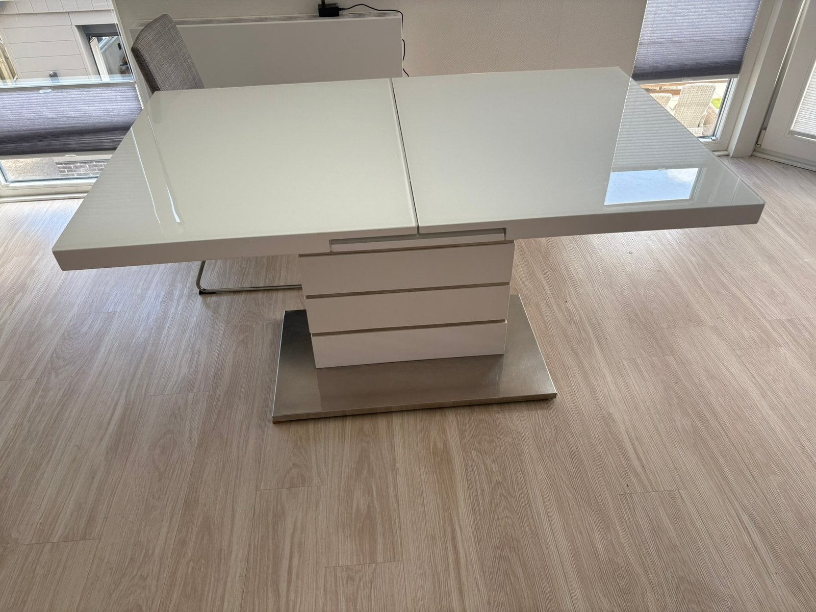 Eetkamertafel gratis, Huis en Inrichting, Tafels | Eettafels, Ophalen, Gebruikt, 50 tot 100 cm, Vijf personen of meer