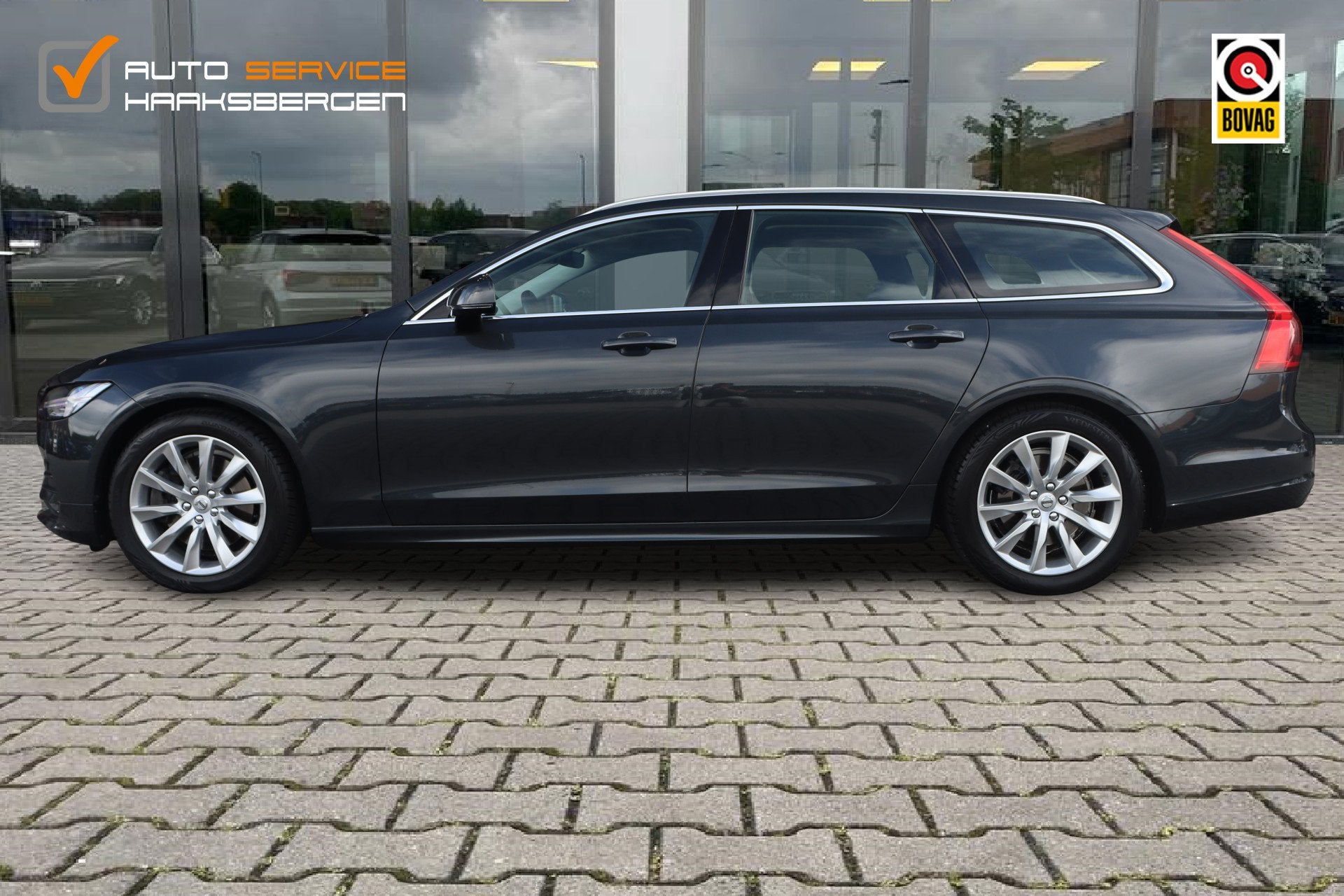 Volvo V90 2.0 T4 Momentum | Trekhaak | Camera | Leder |, Auto's, Volvo, 15 km/l, 1969 cc, 1616 kg, LED verlichting