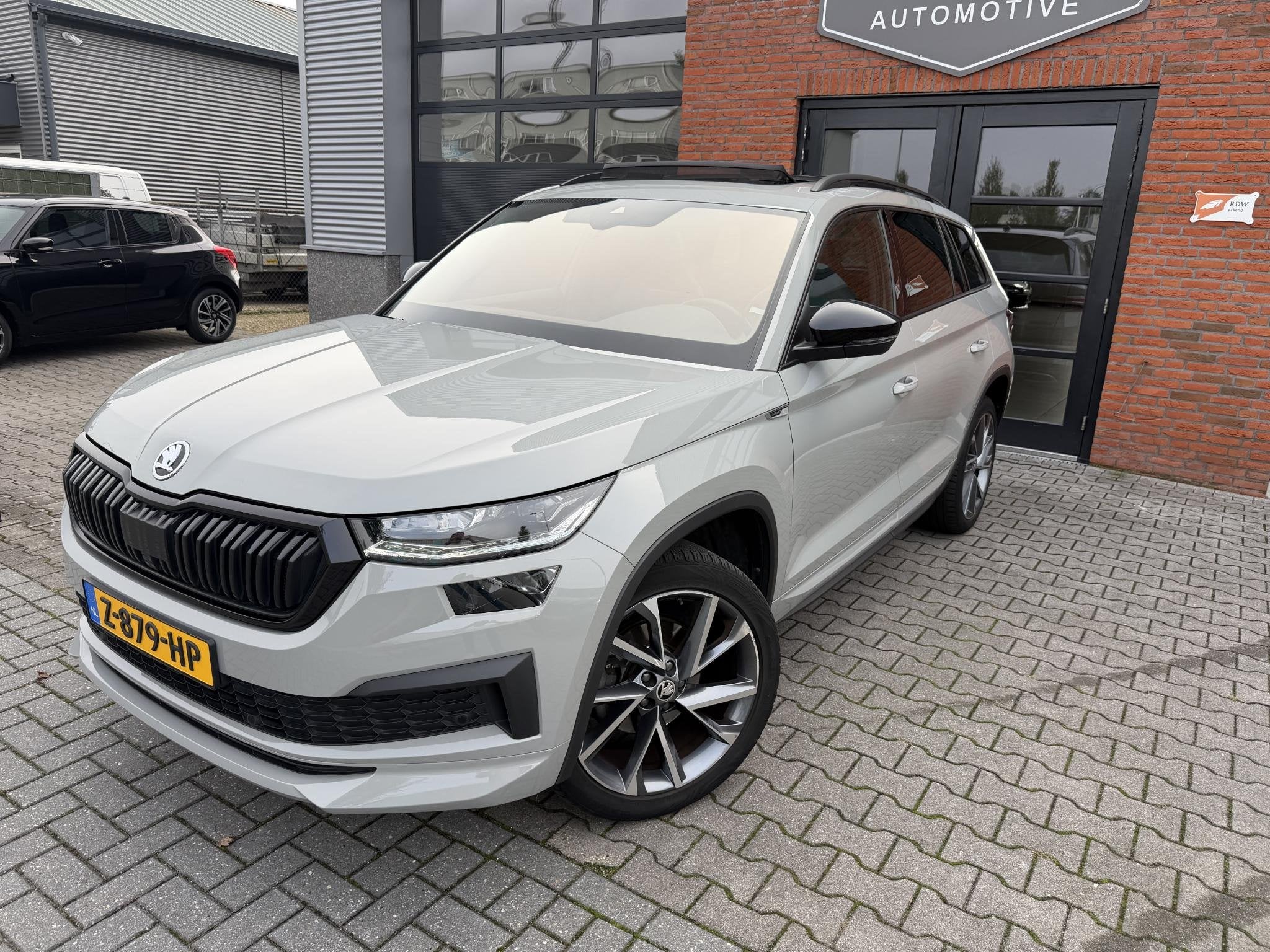 Skoda Kodiaq 1.5 TSI Sportline Business | Pano | Winterpakke, Auto's, 4 cilinders, Bedrijf, Kodiaq, SUV of Terreinwagen