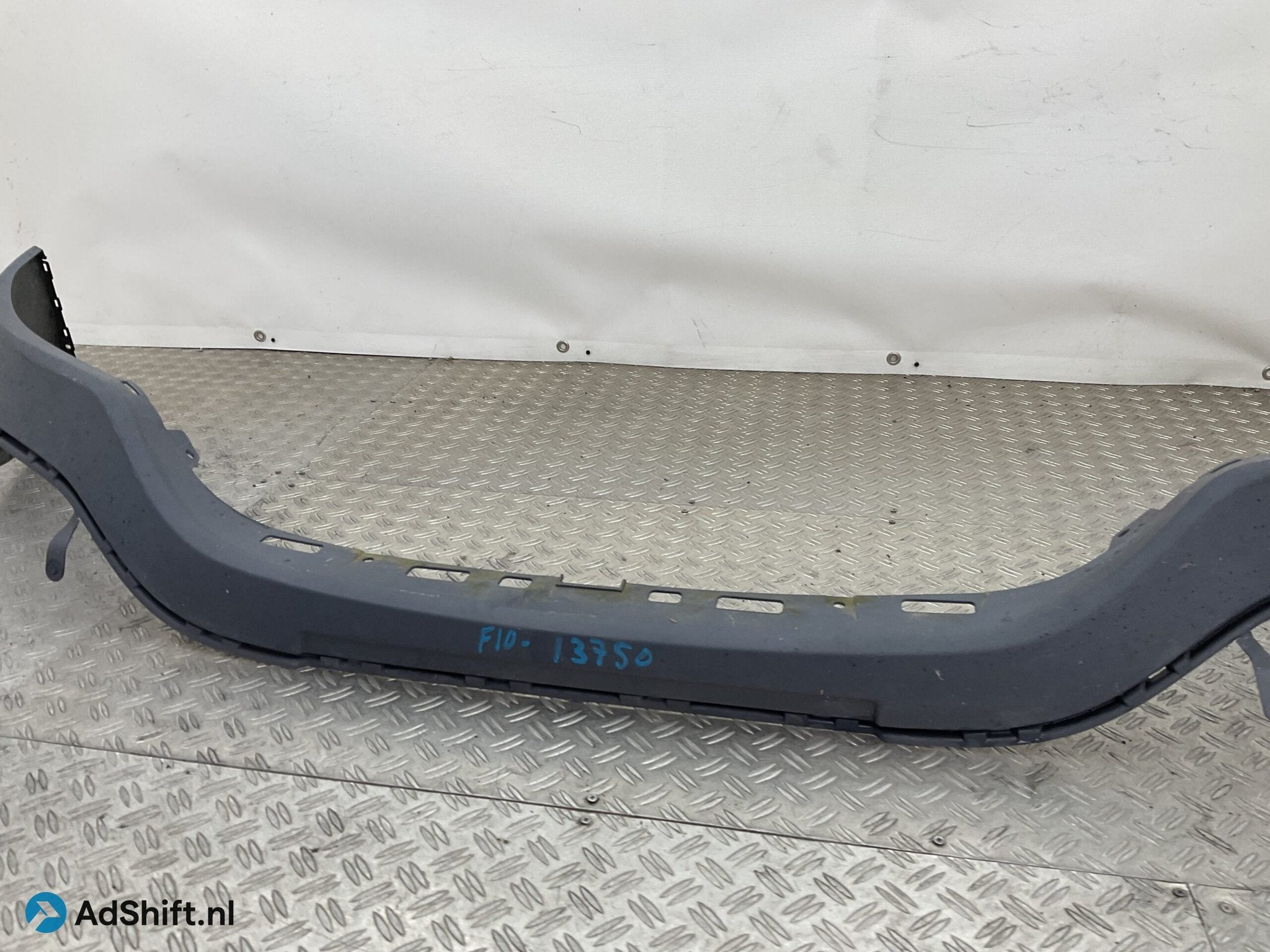 Bumper Renault Trafic 2014-2018 620223380R Voorbumper F10-13, Bumper