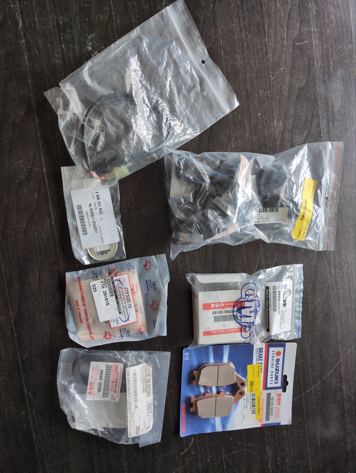 Suzuki V strom DL650 Service Manual en Onderdelen, Motoren, Onderdelen | Suzuki, Ophalen of Verzenden, Nieuw
