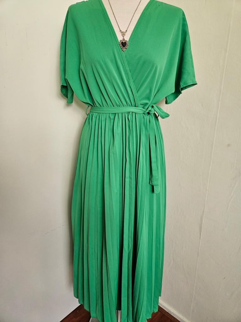 Prachtige z.g.a.n. groene maxi jurk van Guts & Gusto, mt M!, Maat 38/40 (M), Guts & Gusto, Ophalen of Verzenden, Zo goed als nieuw