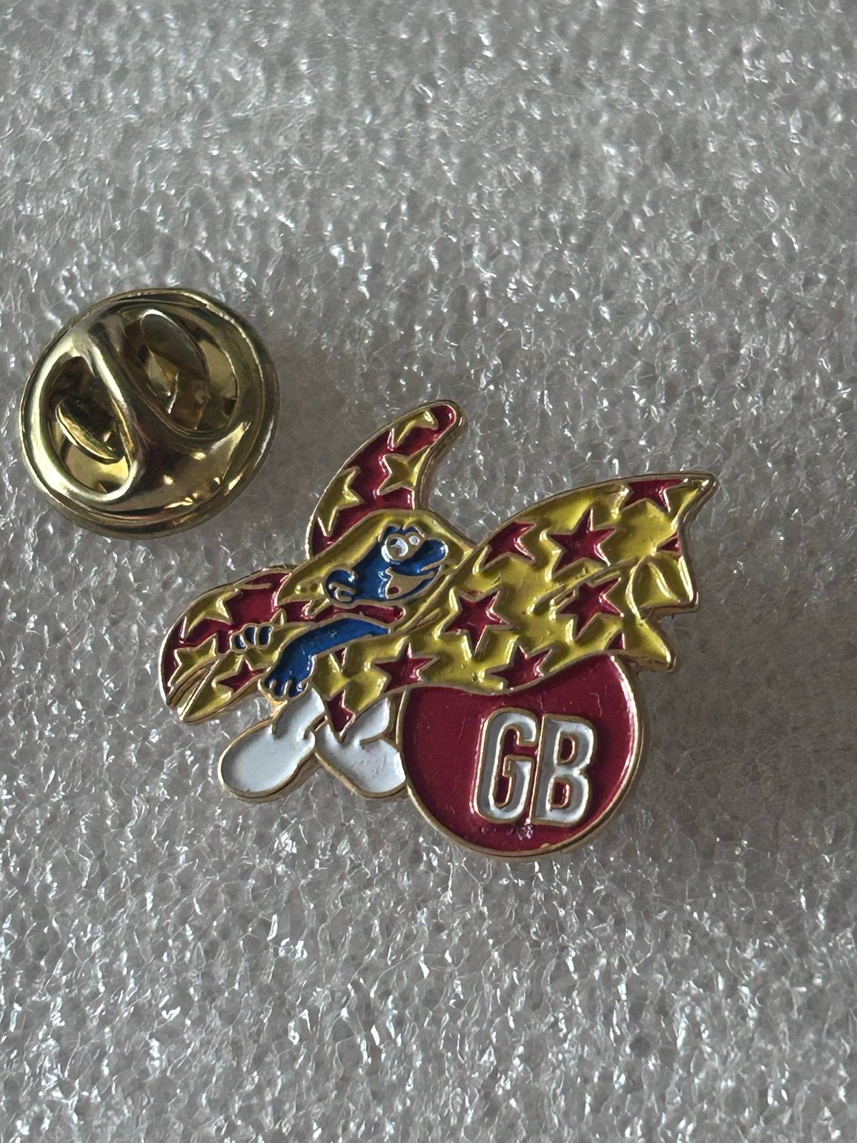 Vintage GB Smurf Pin - Zeldzaam verzamelobject, Verzamelen, Ophalen of Verzenden, Gebruikt, Figuurtje, Speldje of Pin