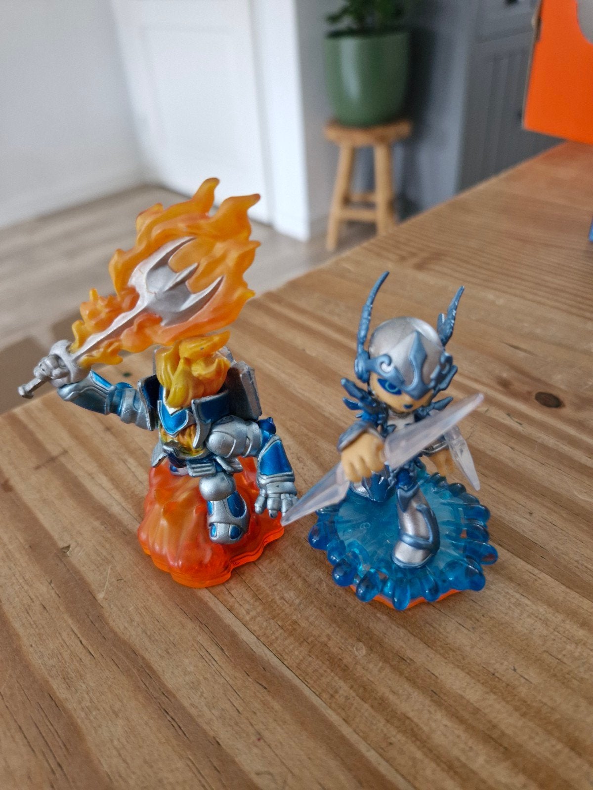 Skylanders SuperChargers Figuren: Hot Streak & Dive Bomber, Ophalen of Verzenden, Zo goed als nieuw