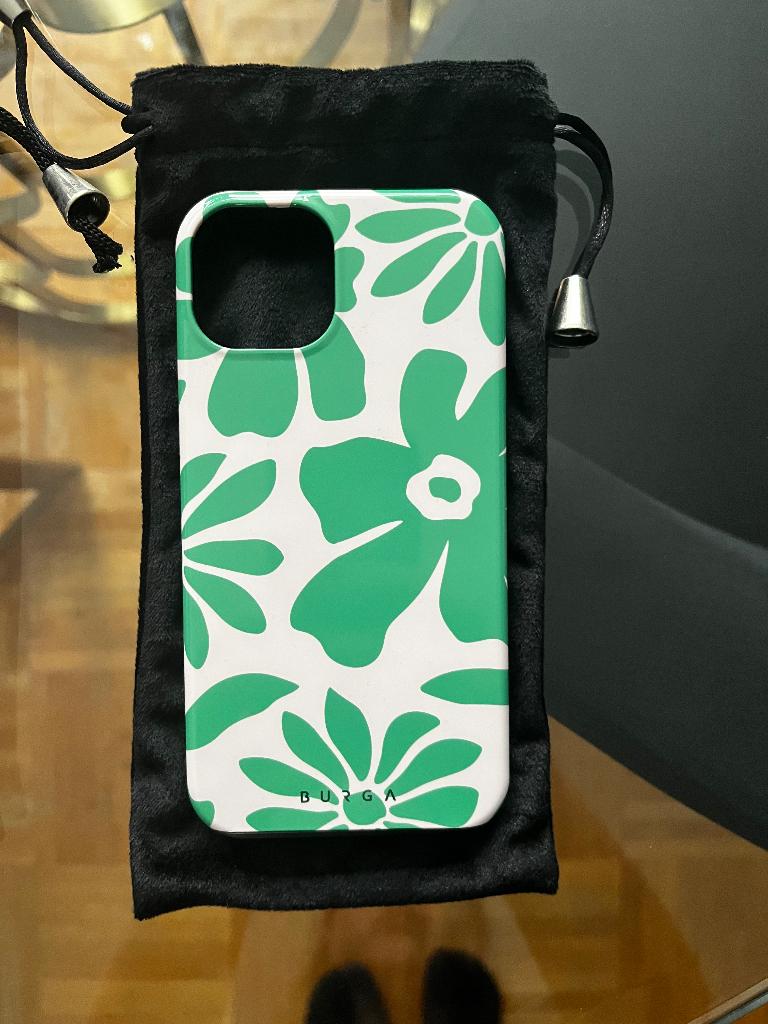 Telefoonhoesje Burga Iphone 13, IPhone 13, Ophalen of Verzenden, Zo goed als nieuw, Burga