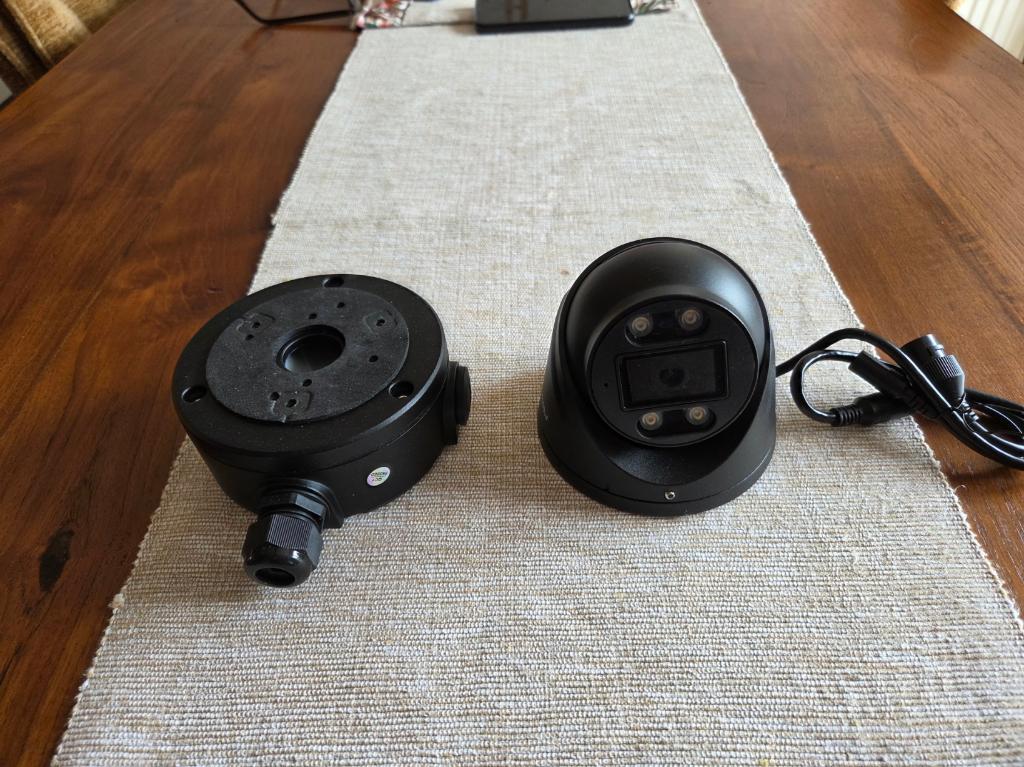 Foscam T5EP IP camera met waterdichte lasdoos, Ophalen of Verzenden, Zo goed als nieuw, Buitencamera