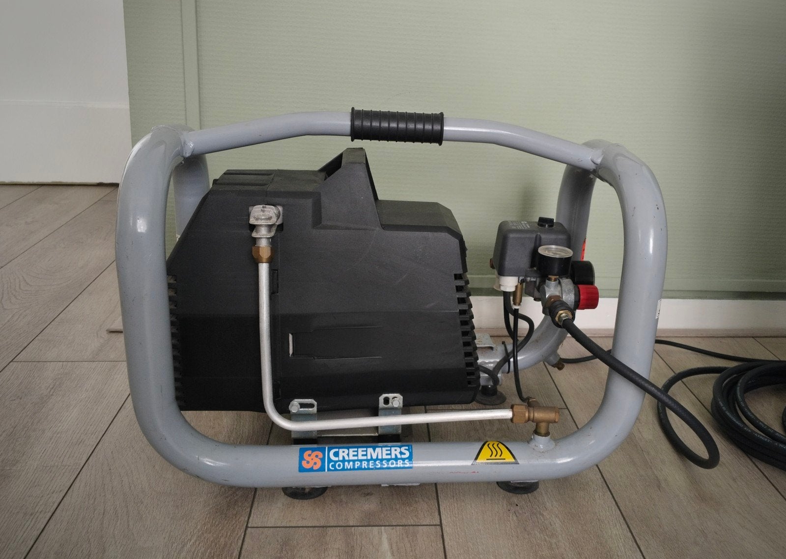Creemers buisframe compressor, Ophalen, Gebruikt, 6 tot 10 bar, Minder dan 200 liter/min