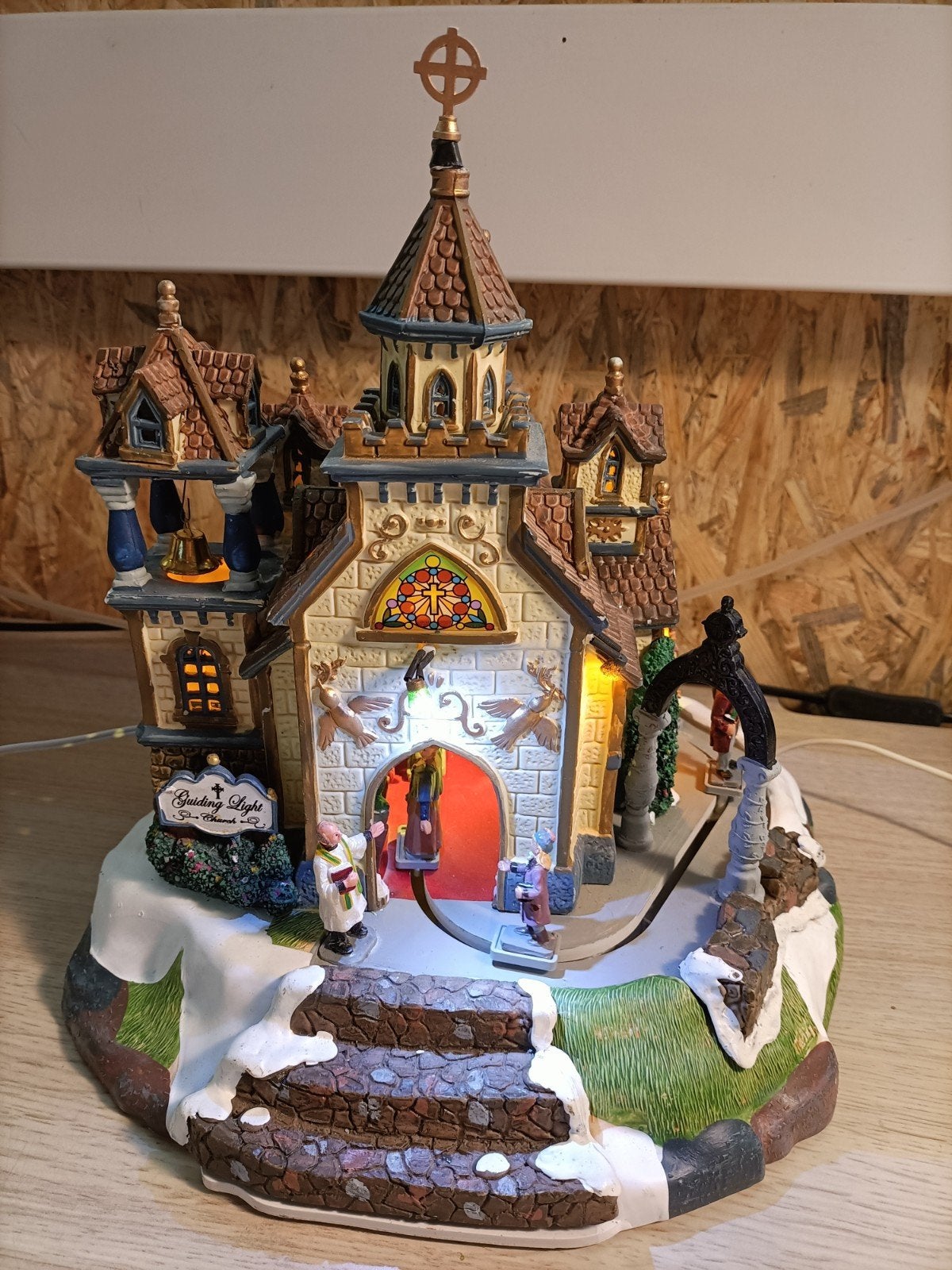 Lemax Guiding Light Church (75602), Diversen, Kerst, Ophalen, Gebruikt