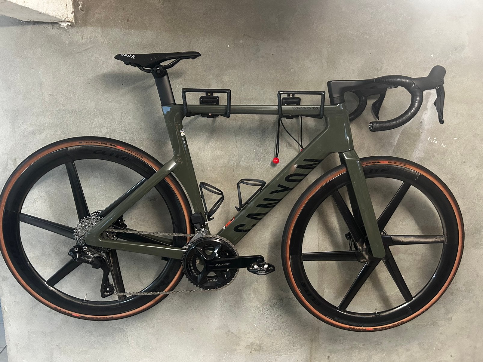 Canyon Aeroad CF SLX (minder dan 500km gereden!), Fietsen en Brommers, Carbon, Zo goed als nieuw, Meer dan 20 versnellingen, 53 tot 57 cm