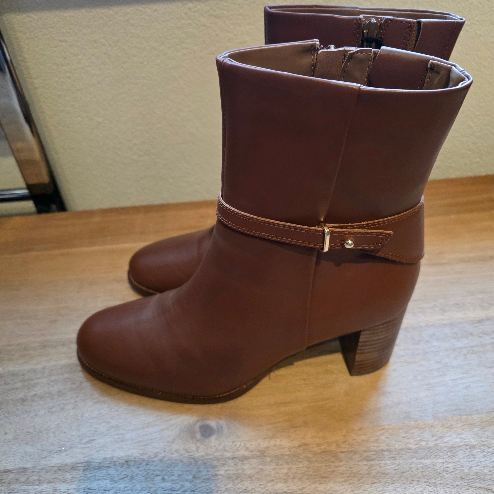 Gloednieuwe Next laarsjes, maat 43 - Stijlvol & Ongebruikt, Kleding | Dames, Schoenen, Bruin, Lage of Enkellaarzen, Nieuw, Ophalen of Verzenden