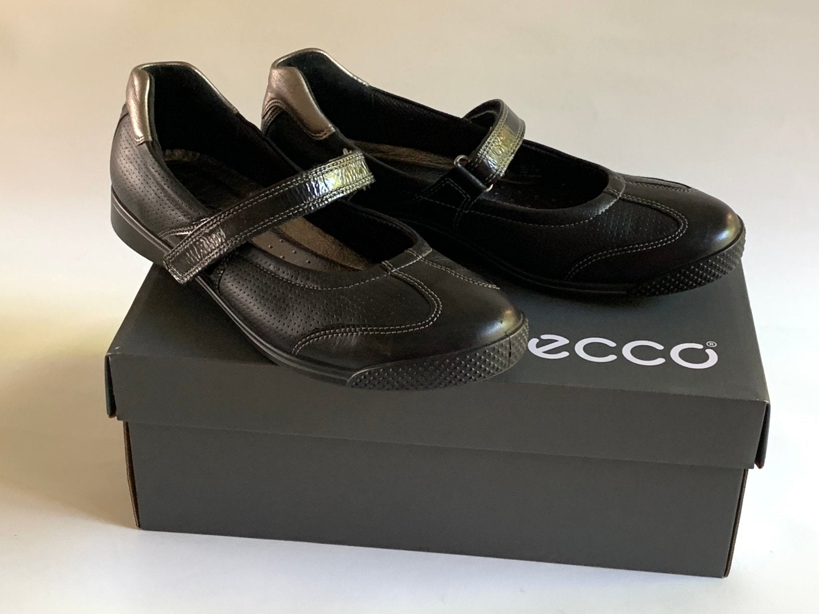 Ecco schoenen maat 39, Ophalen of Verzenden, Zo goed als nieuw, Zwart, Sneakers of Gympen