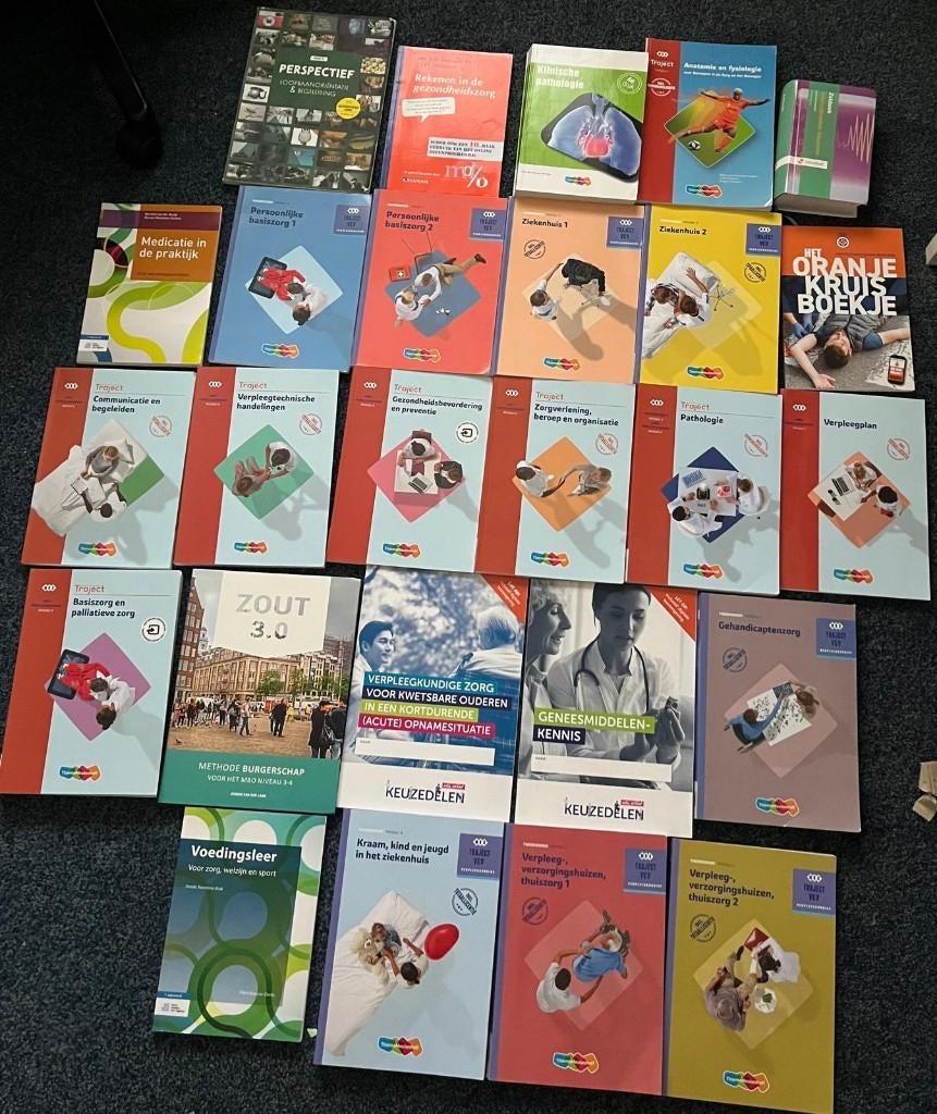 Verpleegkunde niv. 4 boeken, Boeken, Ophalen of Verzenden, Beta, Zo goed als nieuw, MBO