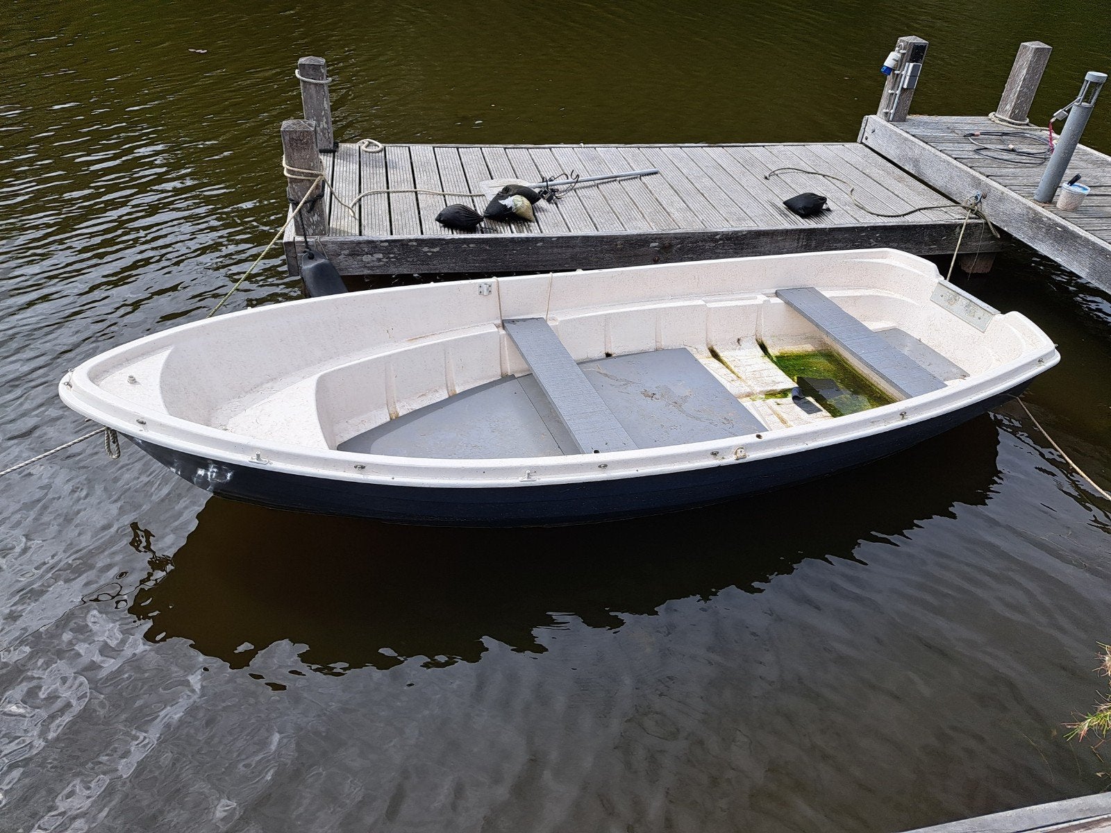 Polyester Opknapbootje!, Ophalen, Polyester