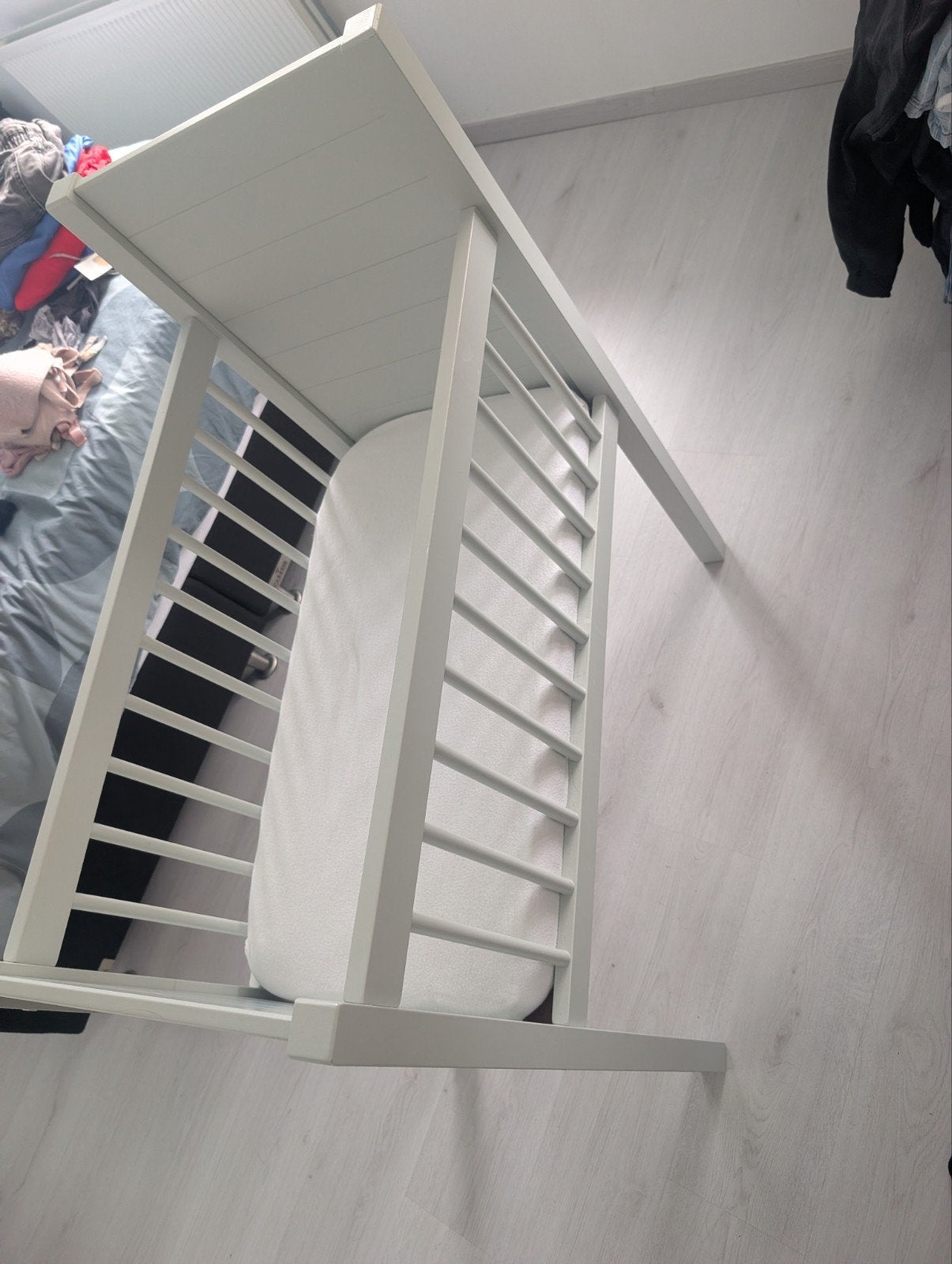 Houten wiegje met matras Ikea, Ophalen, Zo goed als nieuw, Wieg