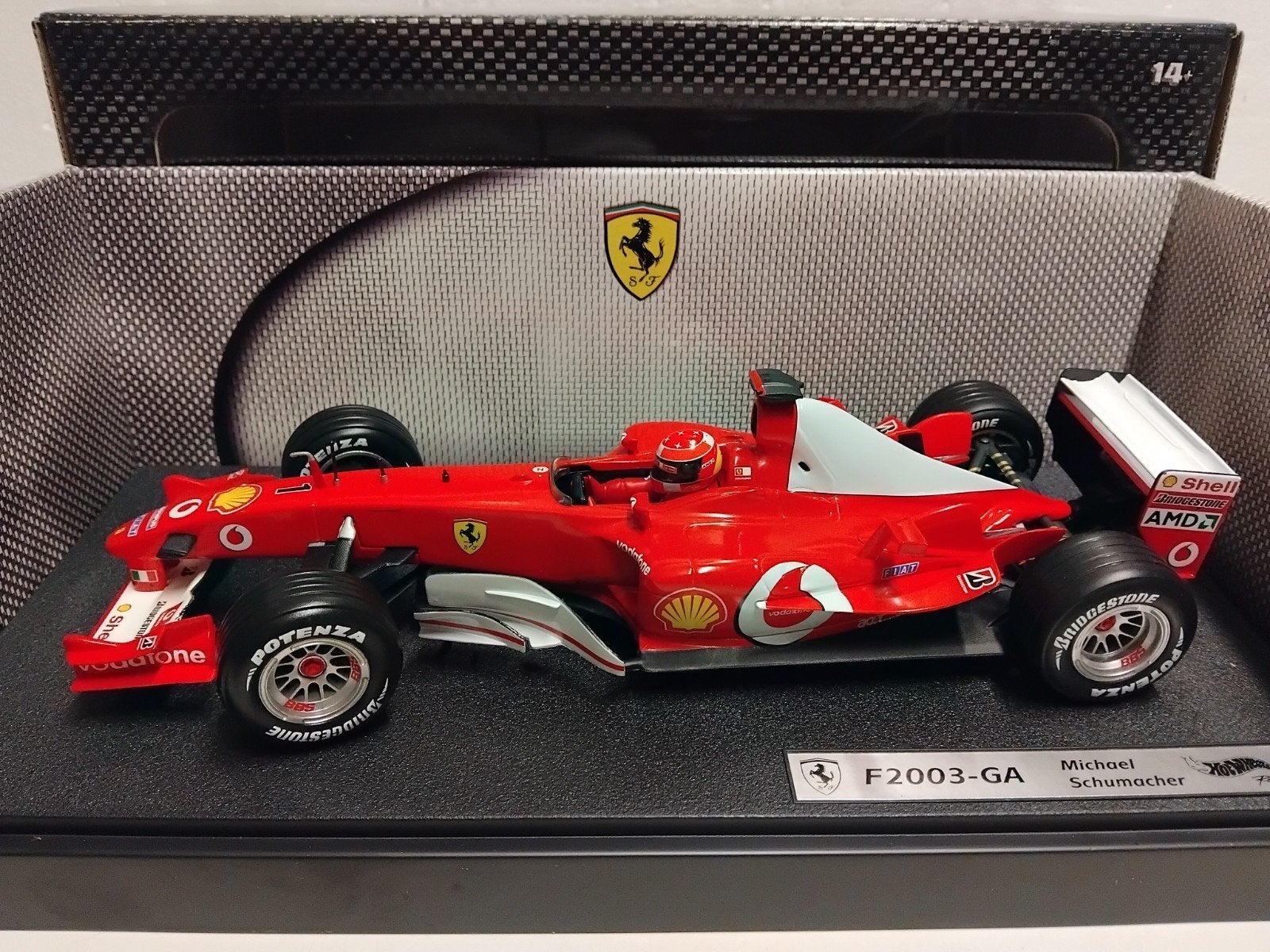 Ferrari F 2003 GA Formule 1 Schumacher Hot Wheels 1:18 KRD, Ophalen of Verzenden, Zo goed als nieuw, Auto, Hot Wheels