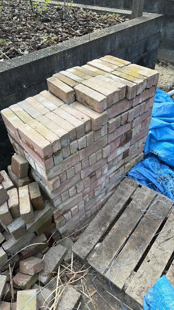 straatstenen, Doe-het-zelf en Verbouw, Metselstenen, Ophalen, Zo goed als nieuw, Bakstenen