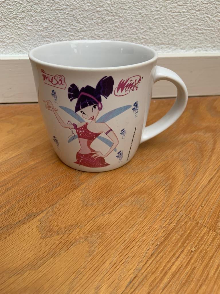 Winx Club Mok met Musa en Stella, Ophalen of Verzenden, Zo goed als nieuw, Overige stijlen, Kop(pen) en/of Schotel(s)