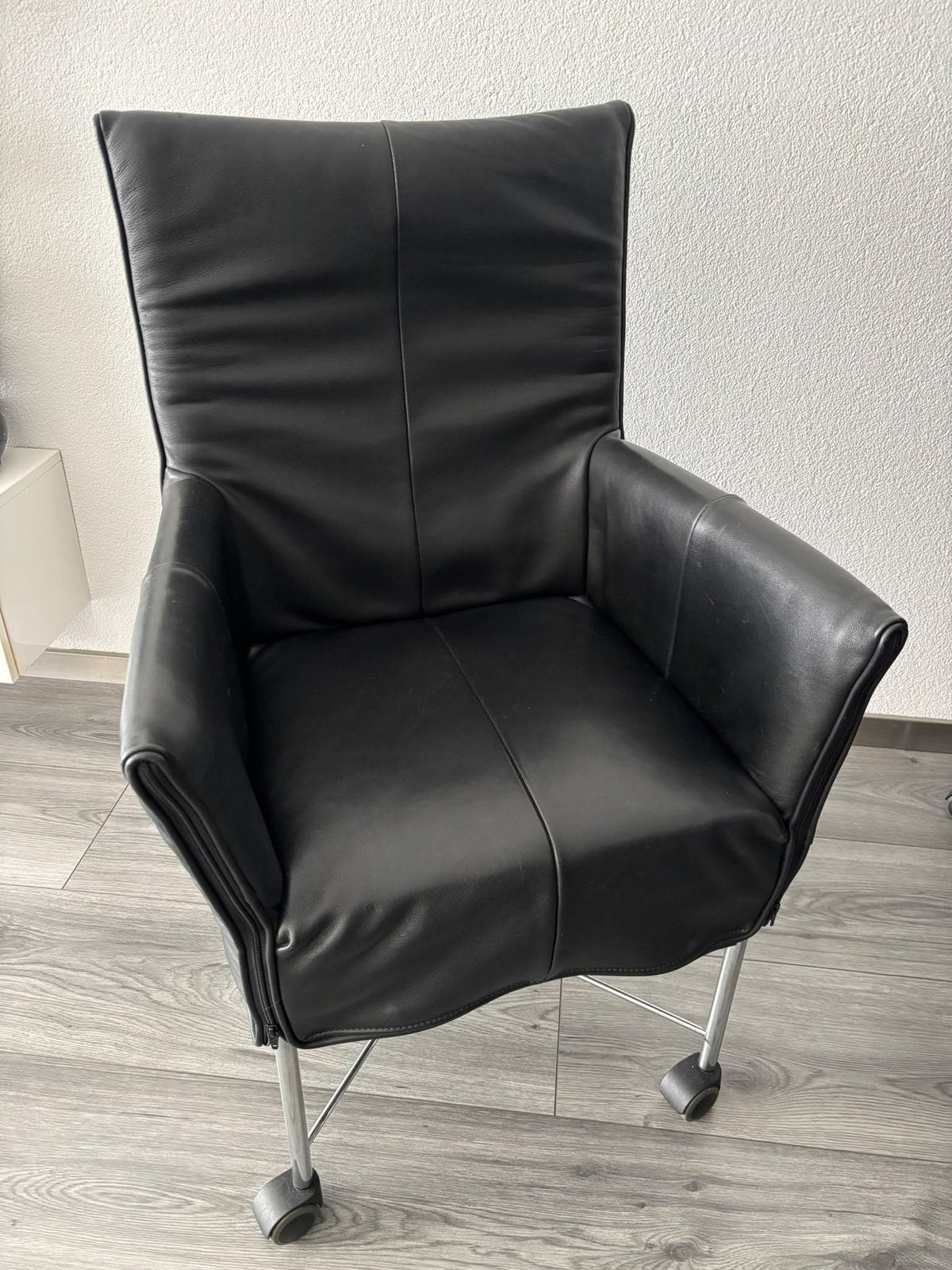 Eettafel met 6 leren stoelen - Stoer en comfortabel, Ophalen, Gebruikt, 100 tot 150 cm, 200 cm of meer