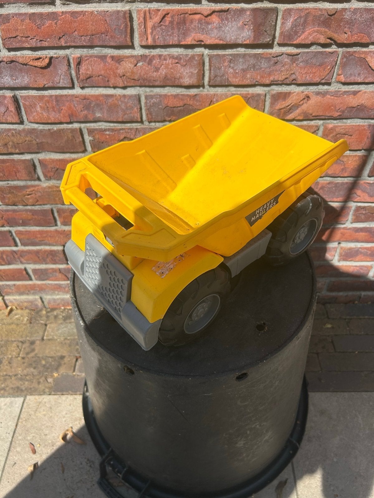 Speelgoed voertuigen: kiepwagen, graafmachine, shovel, vrach, Ophalen, Gebruikt