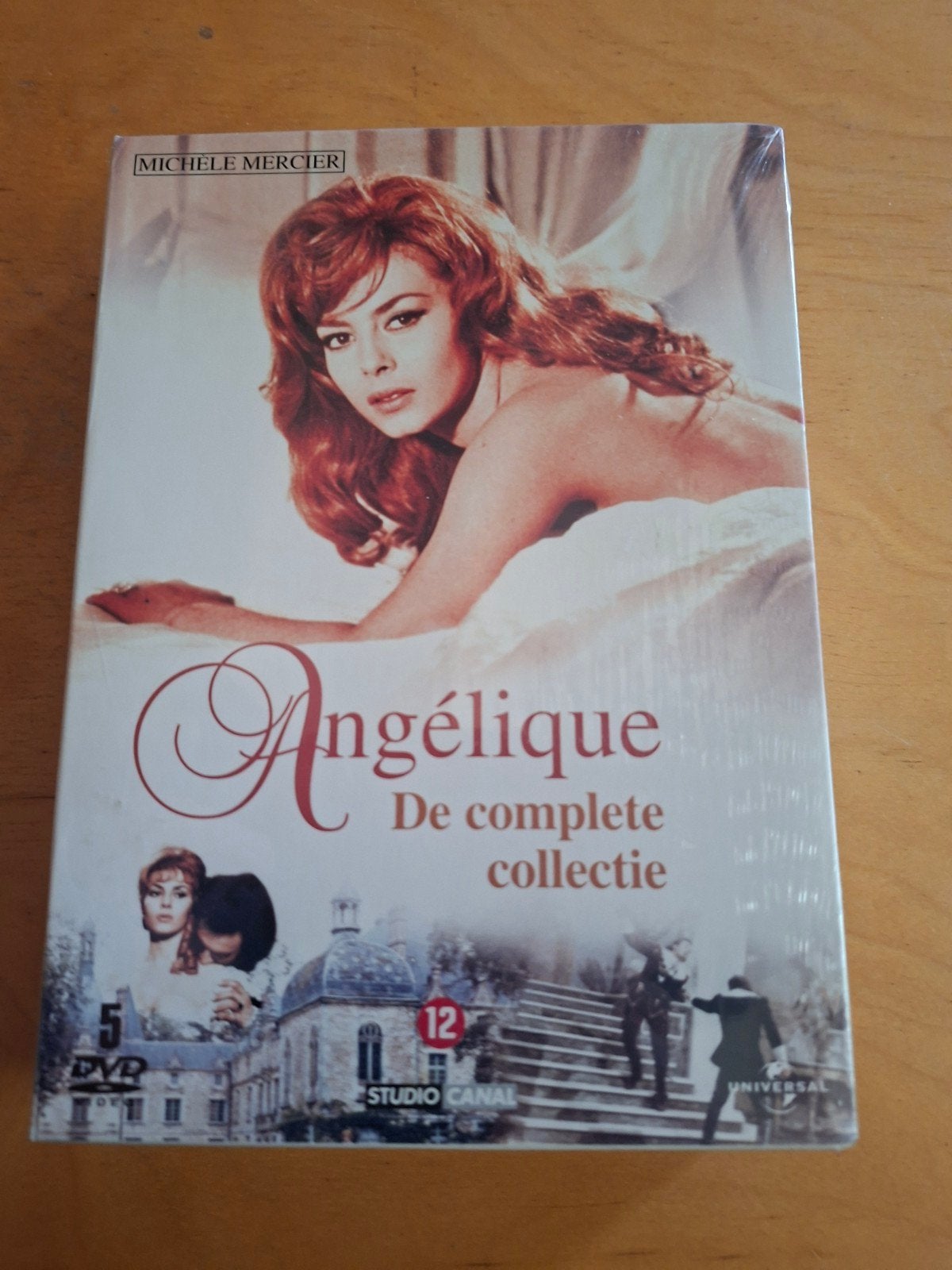 Angelique De Complete Collectie 5 DVD Box - Nieuw in seal, Ophalen of Verzenden